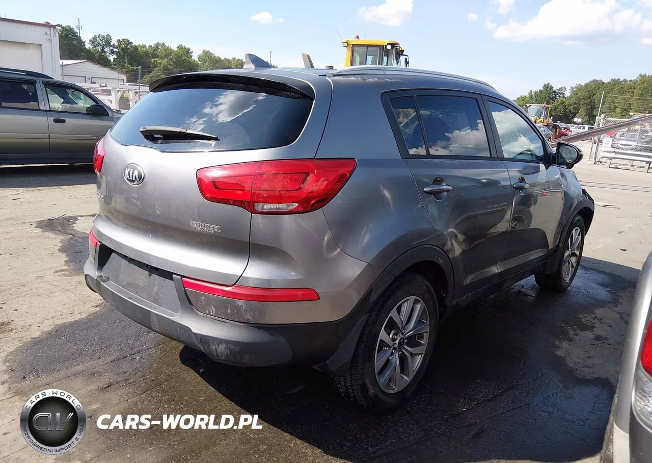 2015 Kia Sportage Lx VIN:KNDPB3ACXF7747124 - 4