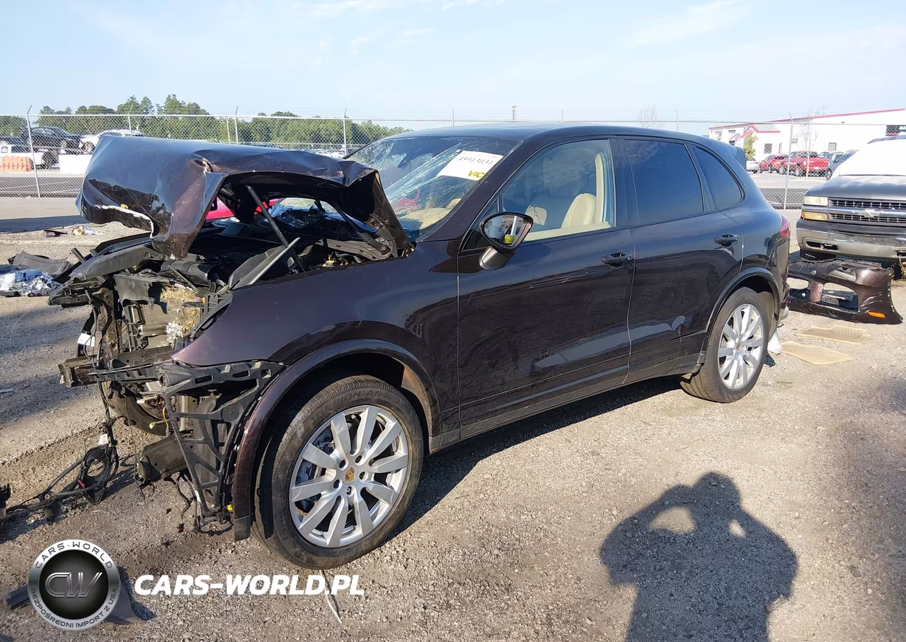 2017 Porsche Cayenne Platinum Edition VIN:WP1AA2A20HKA82260 - 2
