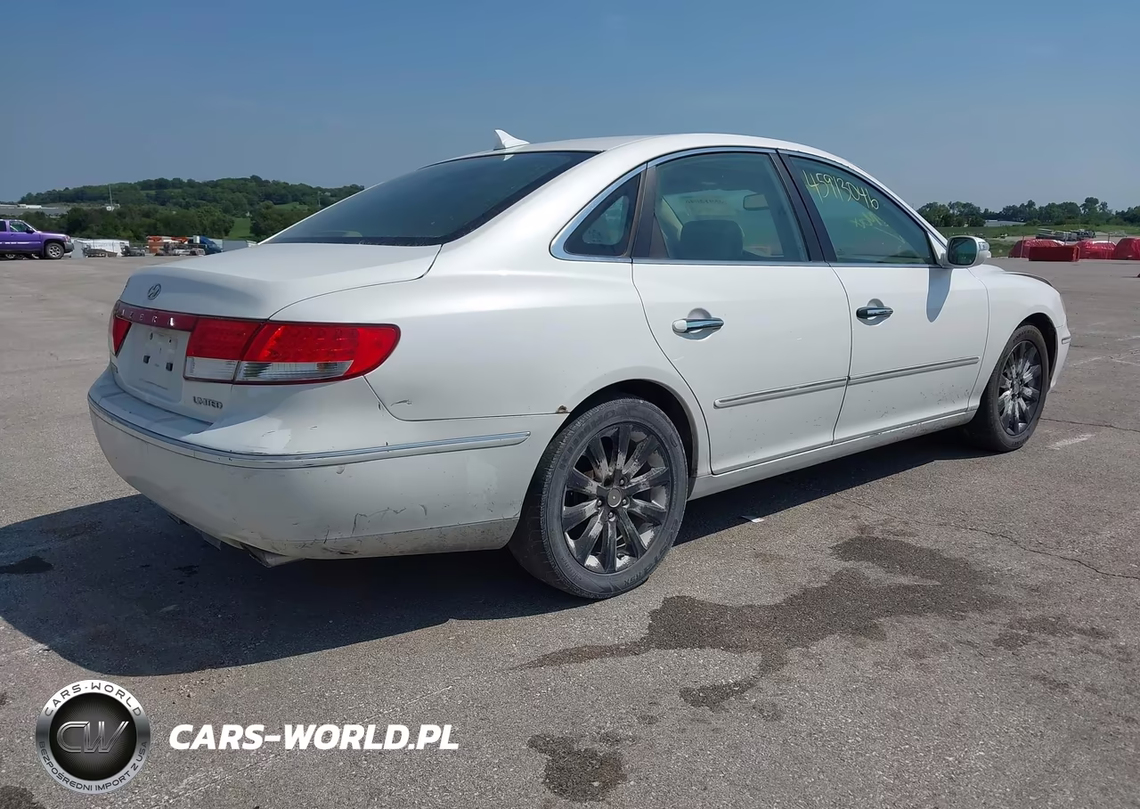 2009 Hyundai Azera Limited VIN:KMHFC46F79A358915 - 4
