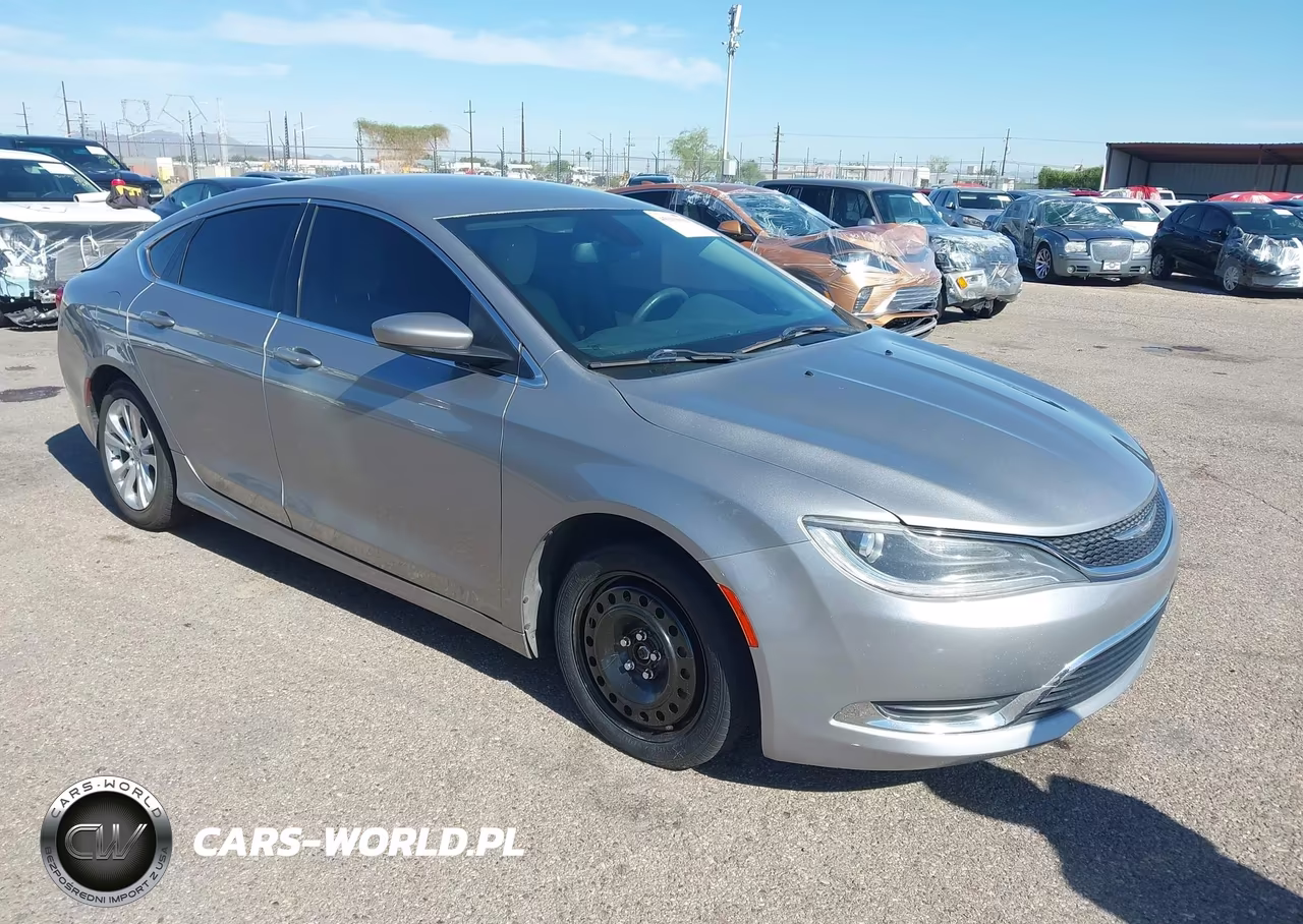 2015 Chrysler 200 Limited – zdjęcie 1 z 17
