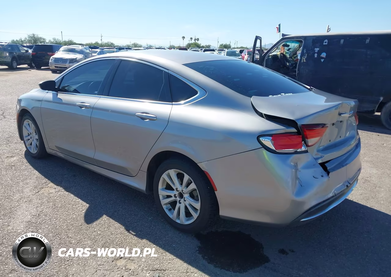 2015 Chrysler 200 Limited VIN:1C3CCCAB6FN755675 - 3