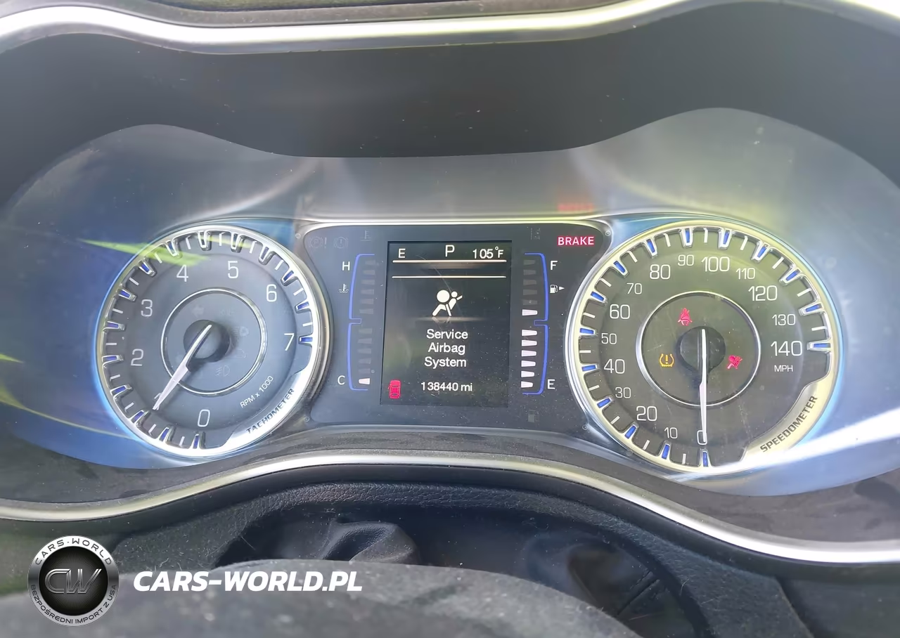 2015 Chrysler 200 Limited VIN:1C3CCCAB6FN755675 - 7