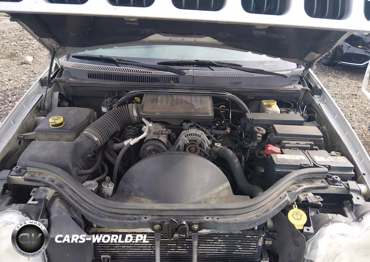 2005 Jeep Grand Cherokee Laredo VIN:1J4GR48K95C714064 - 10