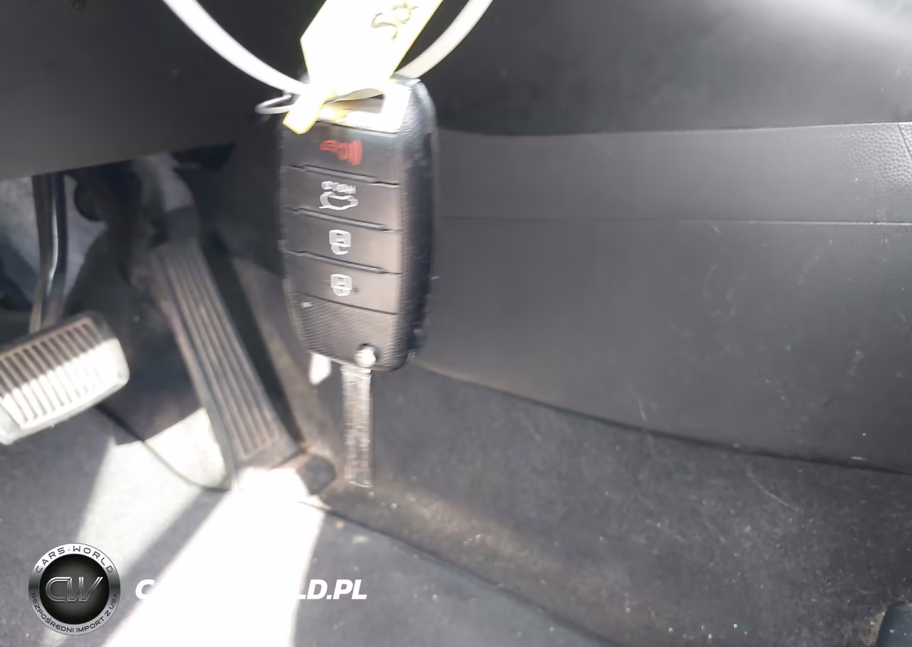 2018 Kia Soul + VIN:KNDJP3A59J7556988 - 11