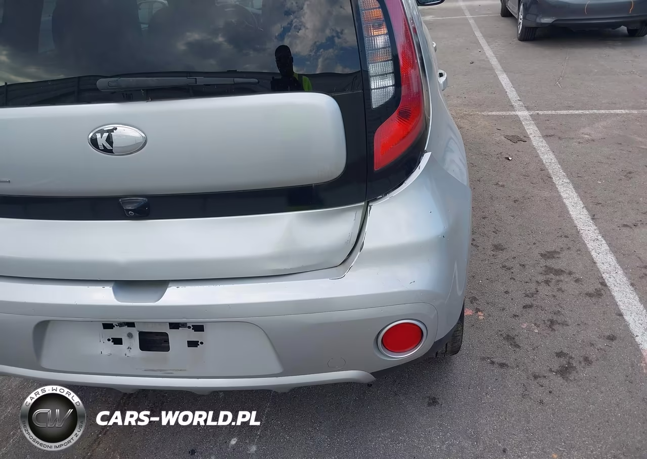 2018 Kia Soul + VIN:KNDJP3A59J7556988 - 20