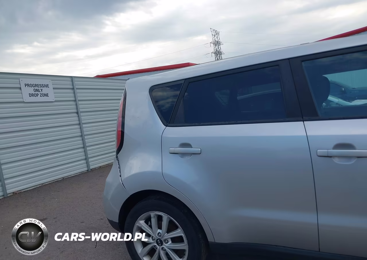 2018 Kia Soul + VIN:KNDJP3A59J7556988 - 6