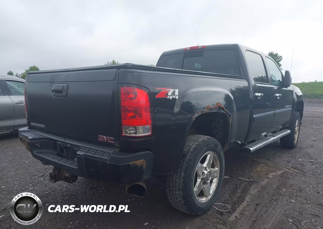 2014 GMC Sierra 2500Hd Denali VIN:1GT125E85EF147056 - 4