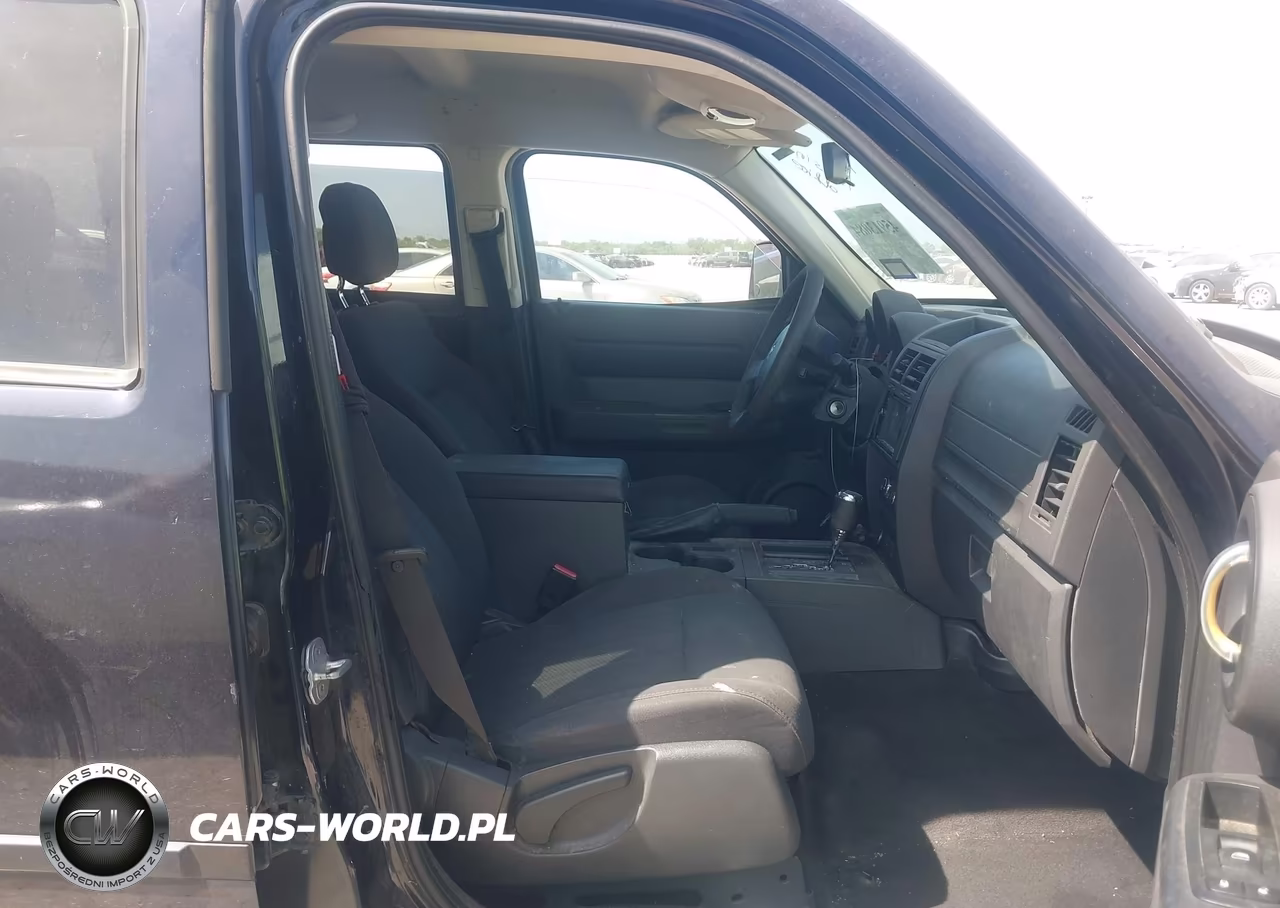 2011 Dodge Nitro Heat VIN:1D4PT4GK2BW528744 - 5