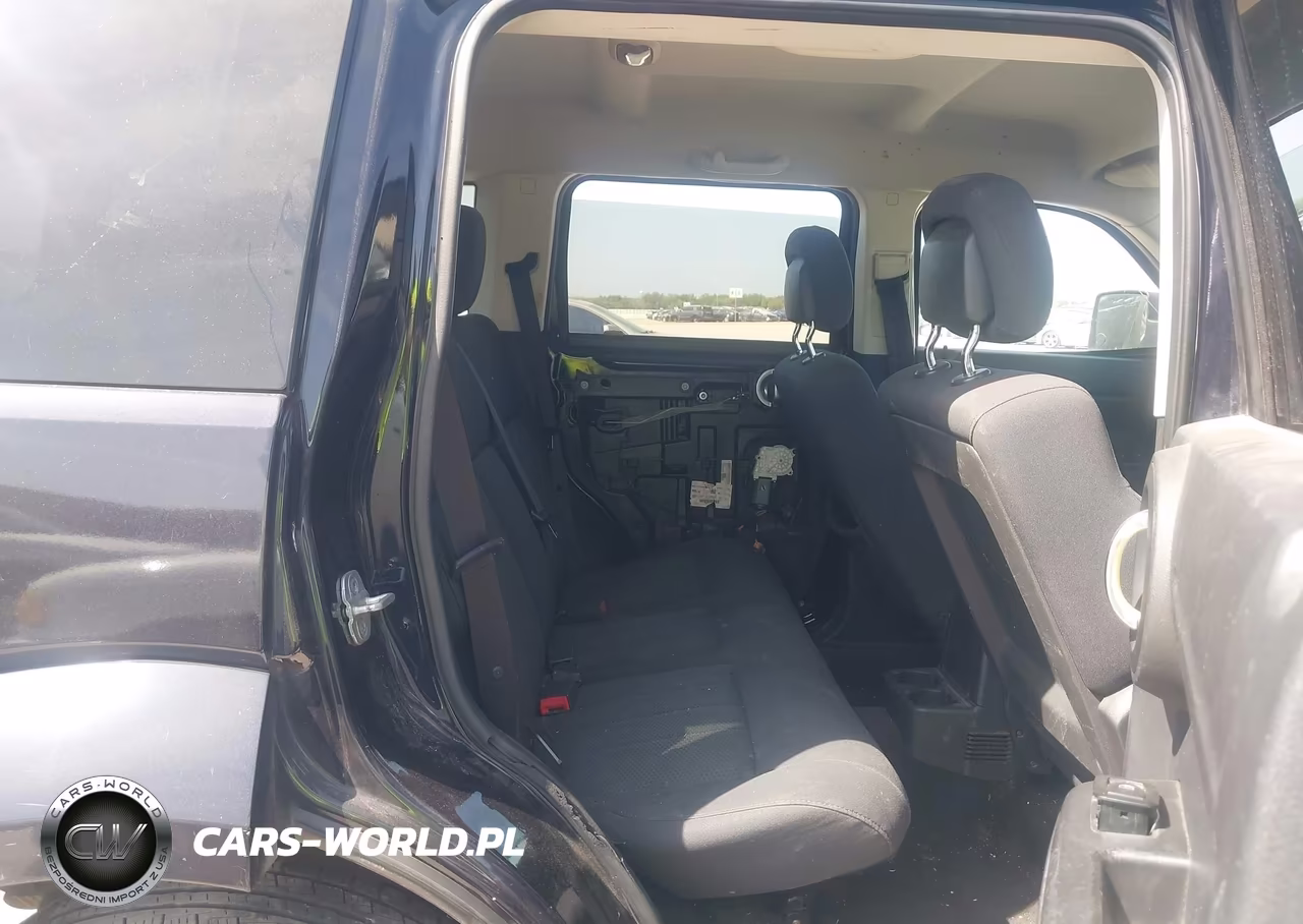 2011 Dodge Nitro Heat VIN:1D4PT4GK2BW528744 - 8
