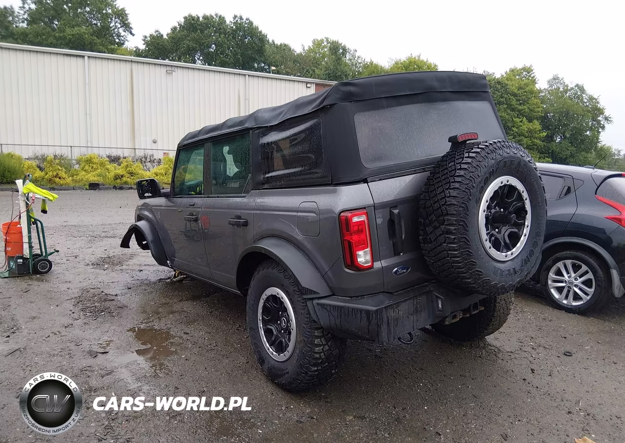 2021 Ford Bronco VIN:1FMDE5DH8MLA64223 - 3