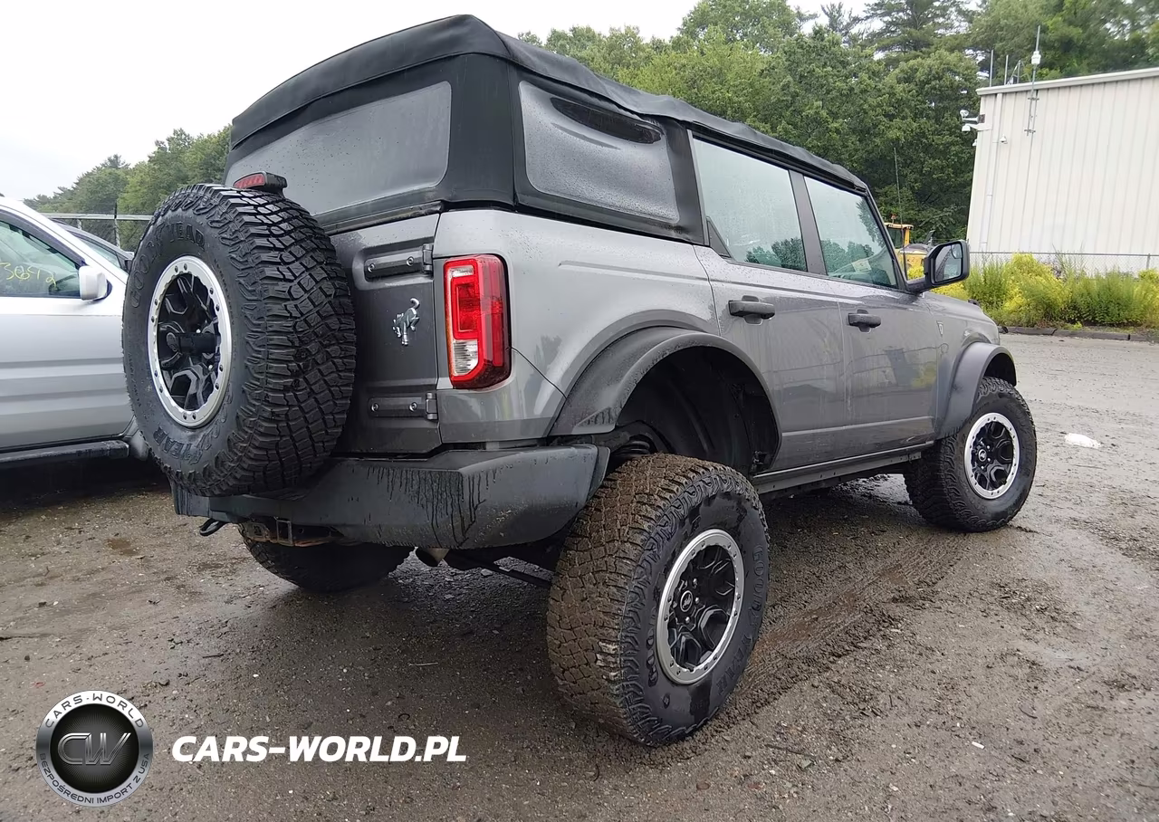 2021 Ford Bronco VIN:1FMDE5DH8MLA64223 - 4