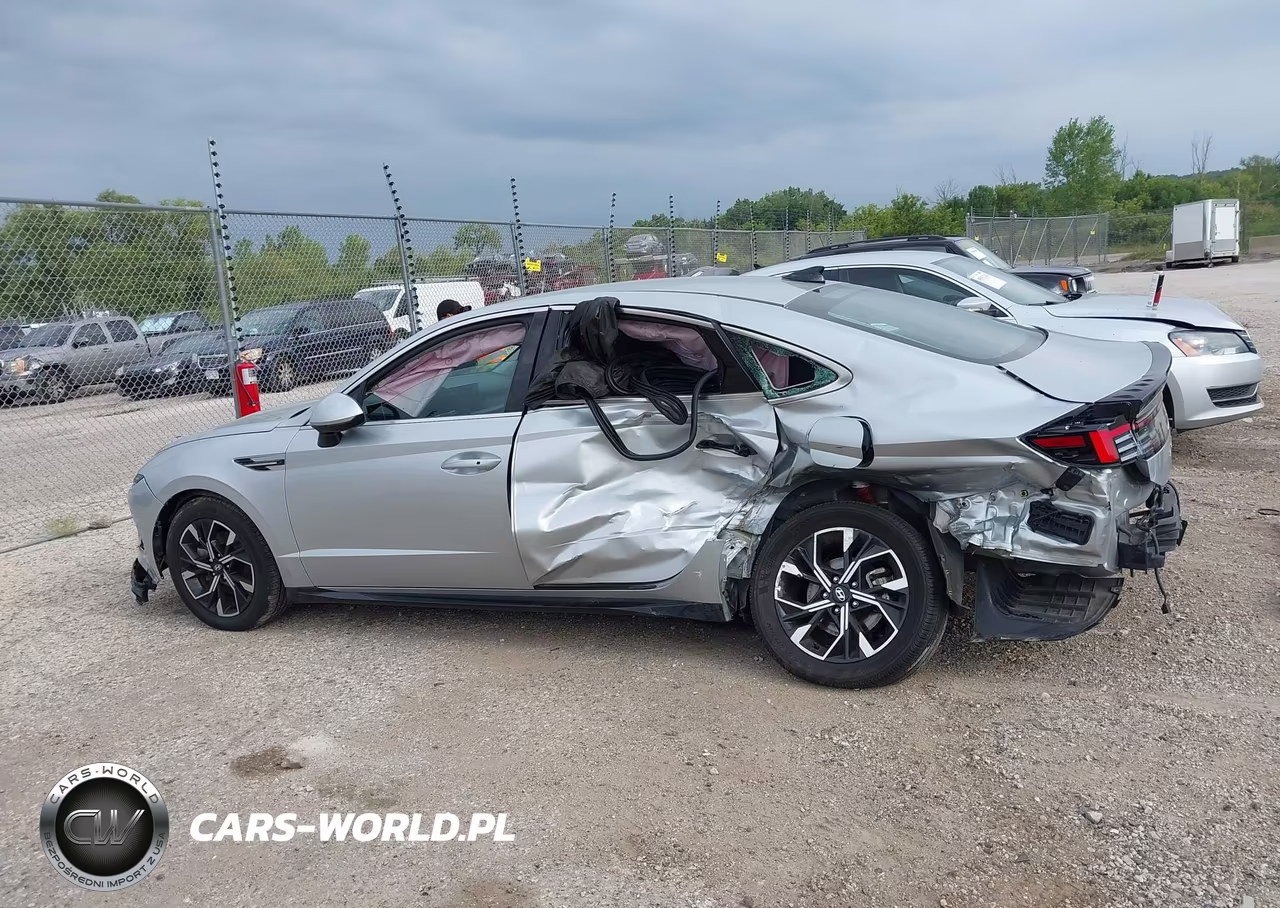 2025 Hyundai Sonata Sel VIN:KMHL64JA0SA474288 - 14