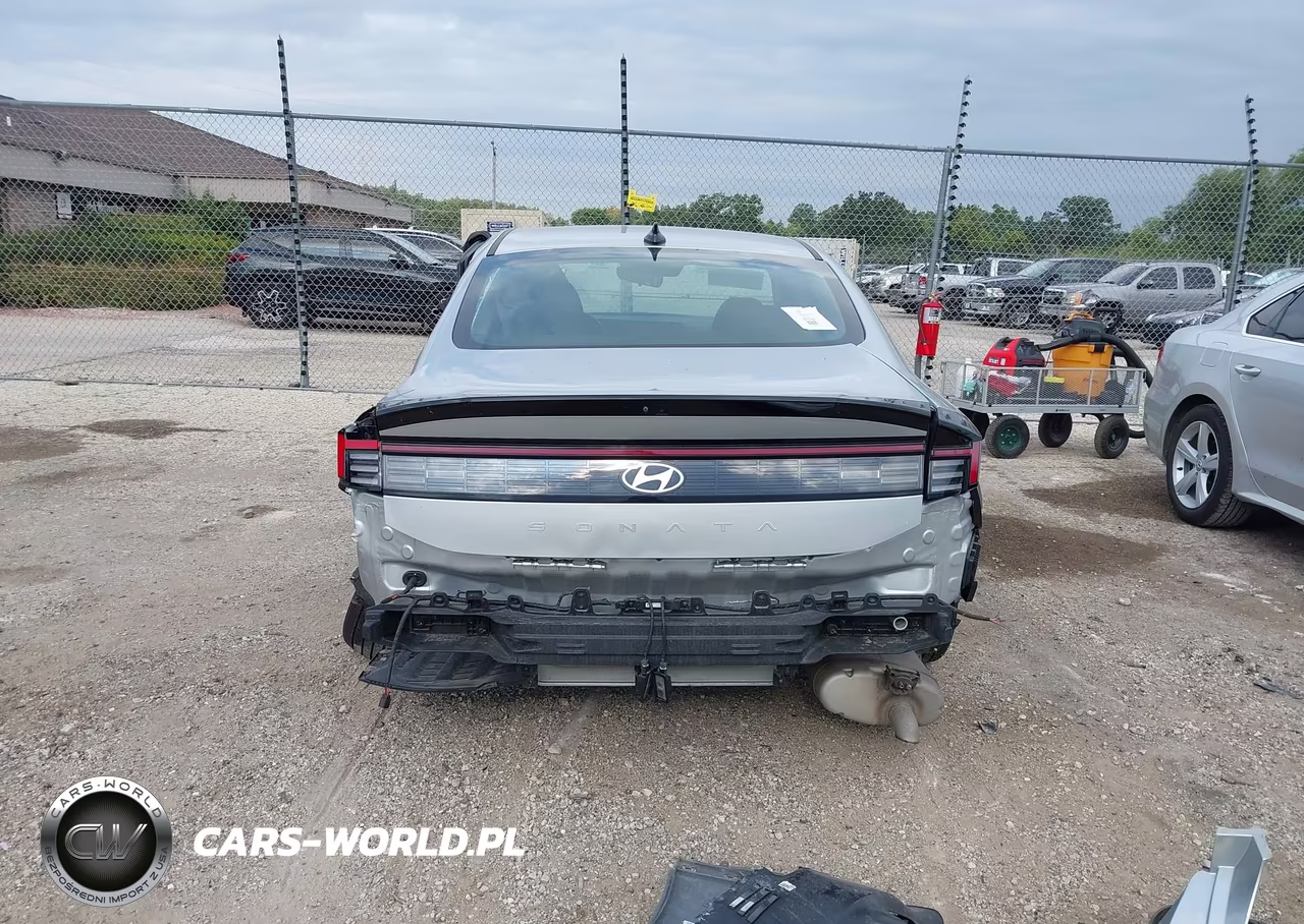 2025 Hyundai Sonata Sel VIN:KMHL64JA0SA474288 - 16