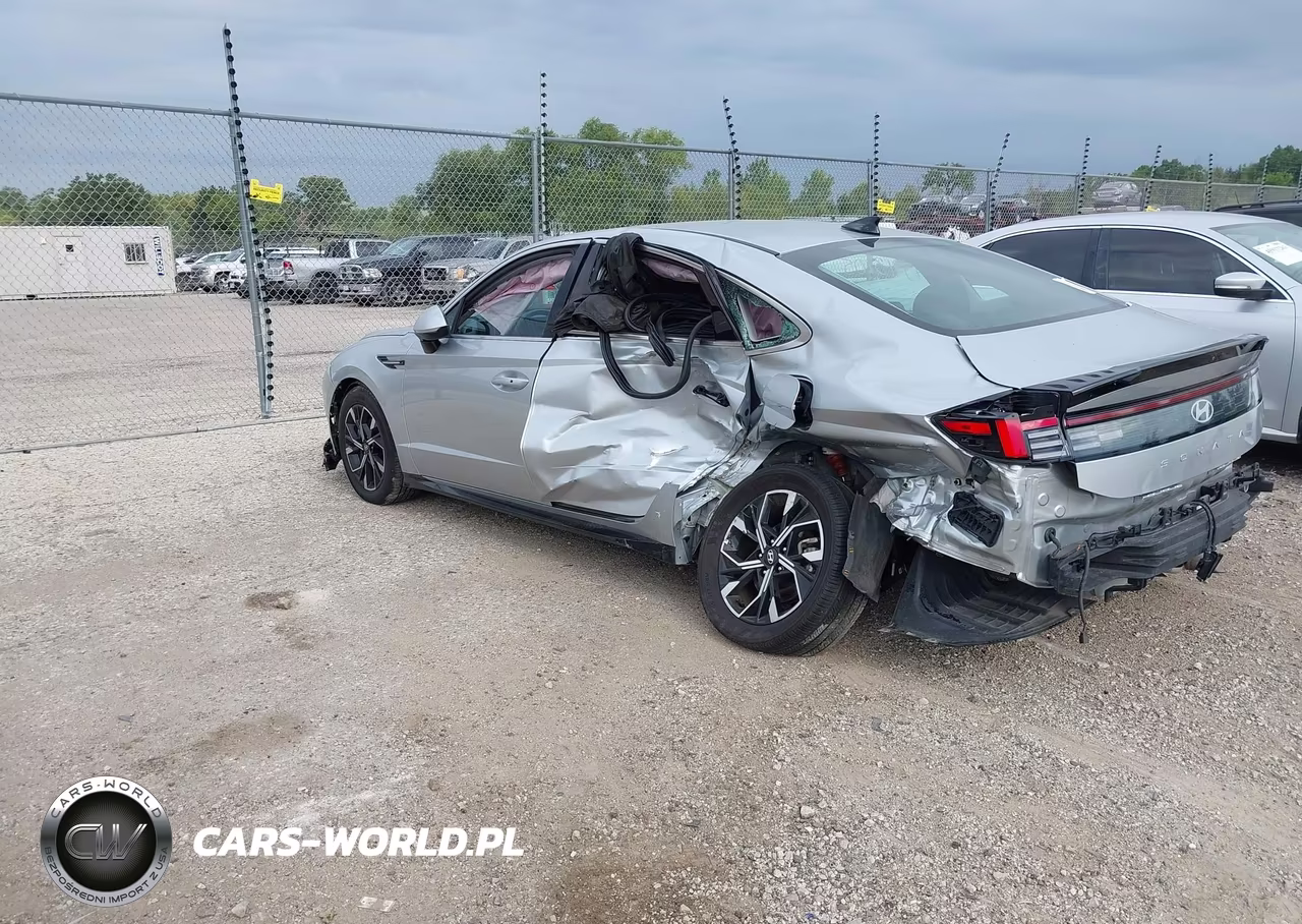 2025 Hyundai Sonata Sel VIN:KMHL64JA0SA474288 - 3