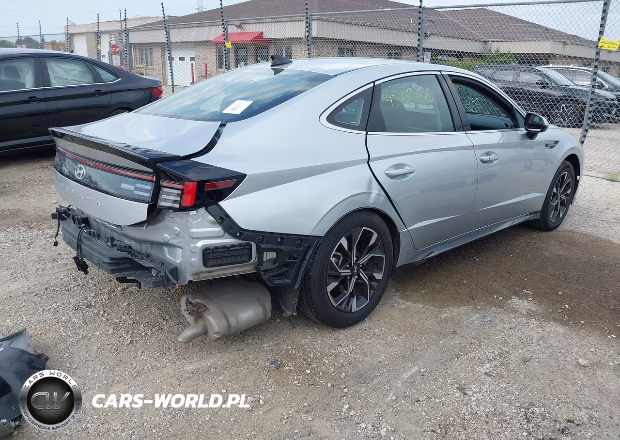 2025 Hyundai Sonata Sel VIN:KMHL64JA0SA474288 - 4