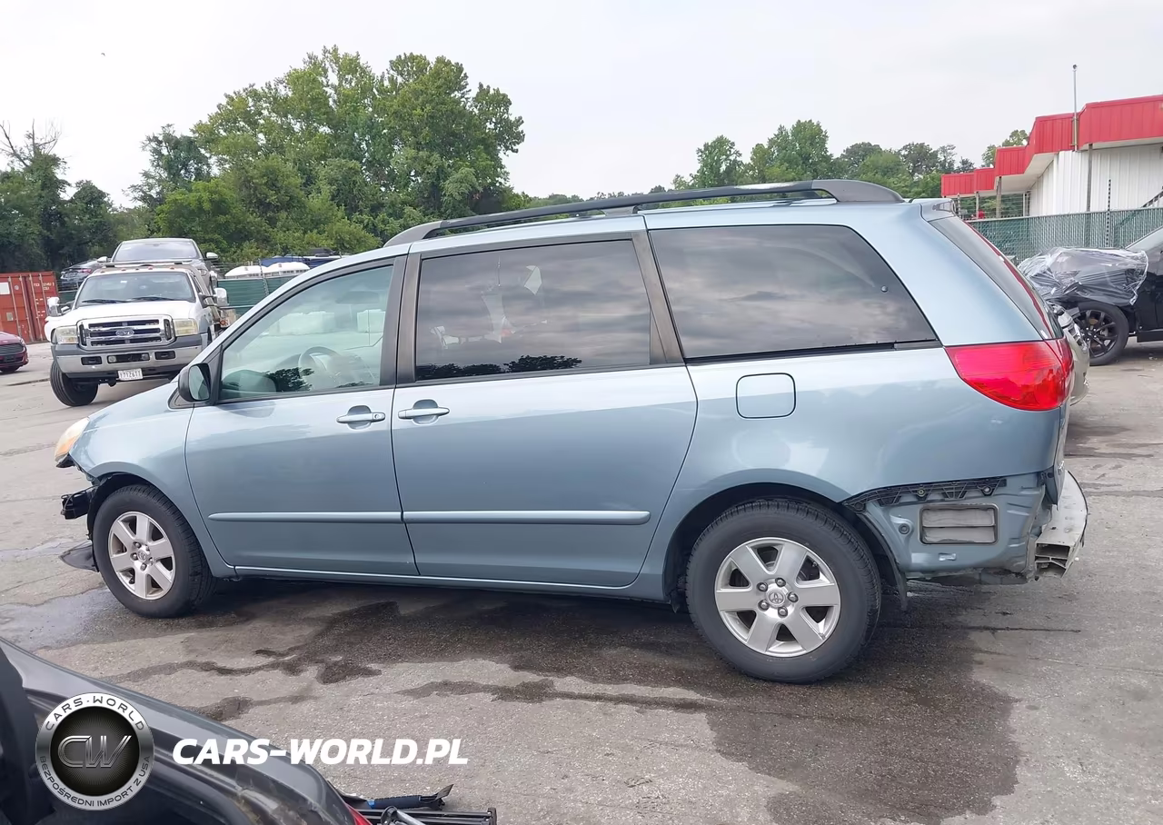 2010 Toyota Sienna Le VIN:5TDKK4CCXAS325768 - 15