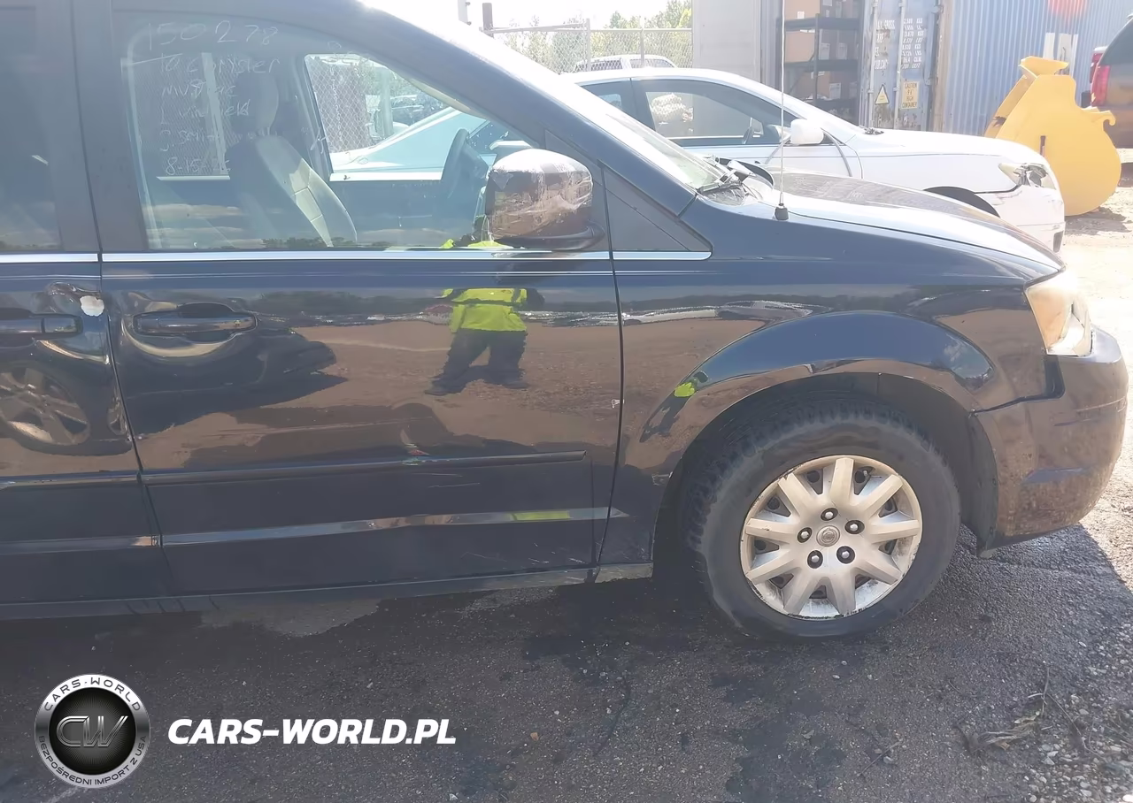2010 Chrysler Town & Country Lx VIN:2A4RR4DE9AR150278 - 17
