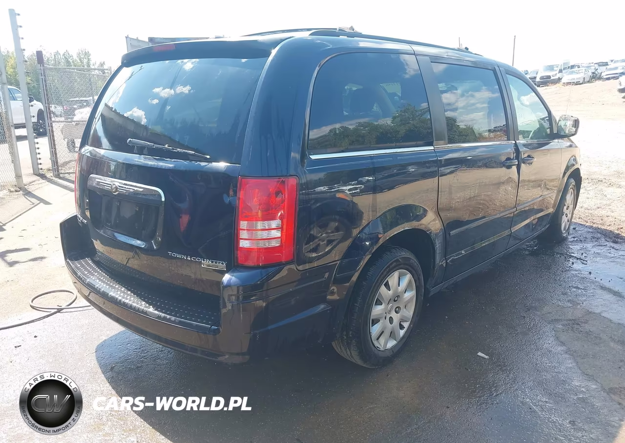 2010 Chrysler Town & Country Lx VIN:2A4RR4DE9AR150278 - 4