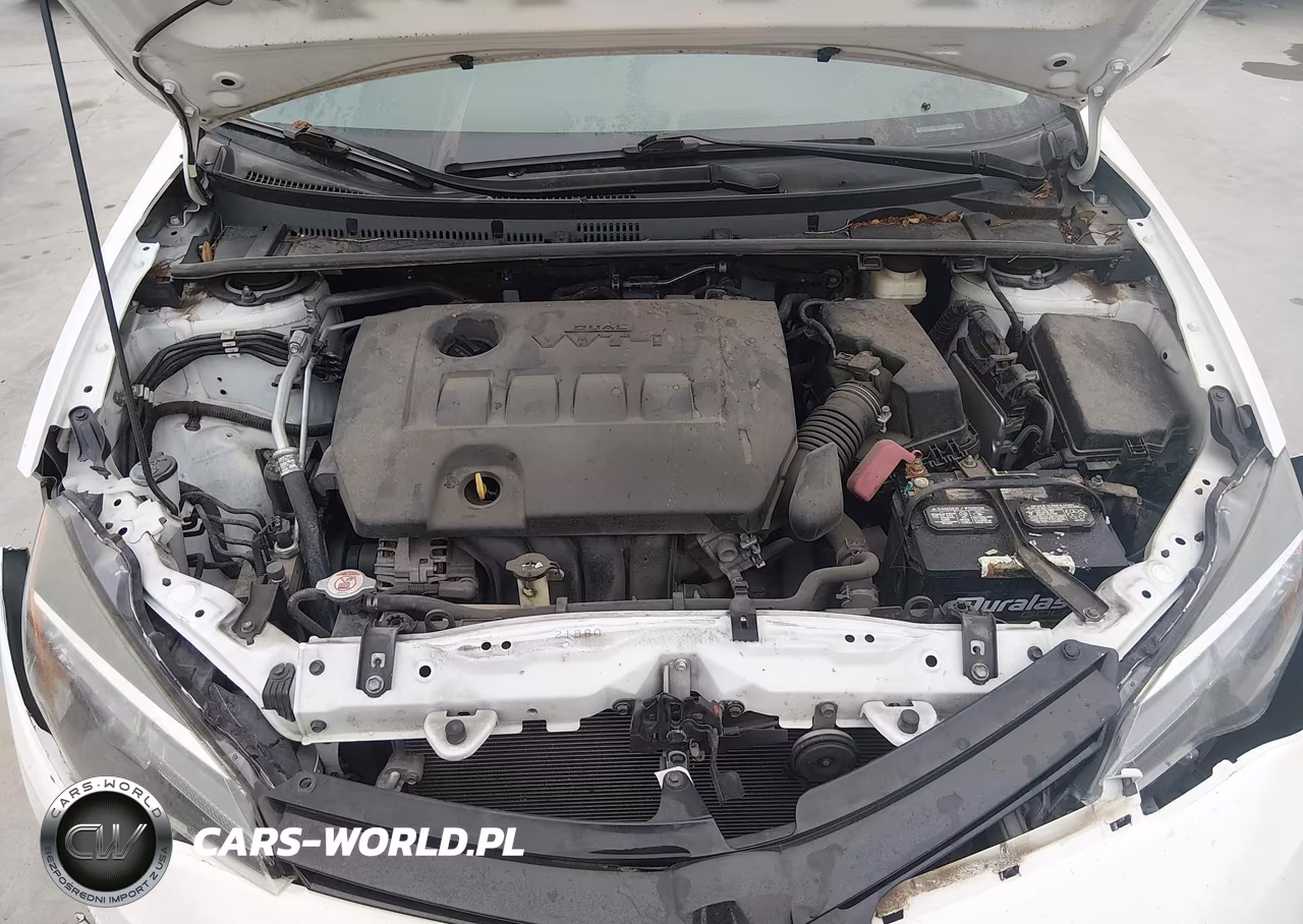 2018 Toyota Corolla Le VIN:5YFBURHE4JP797247 - 10