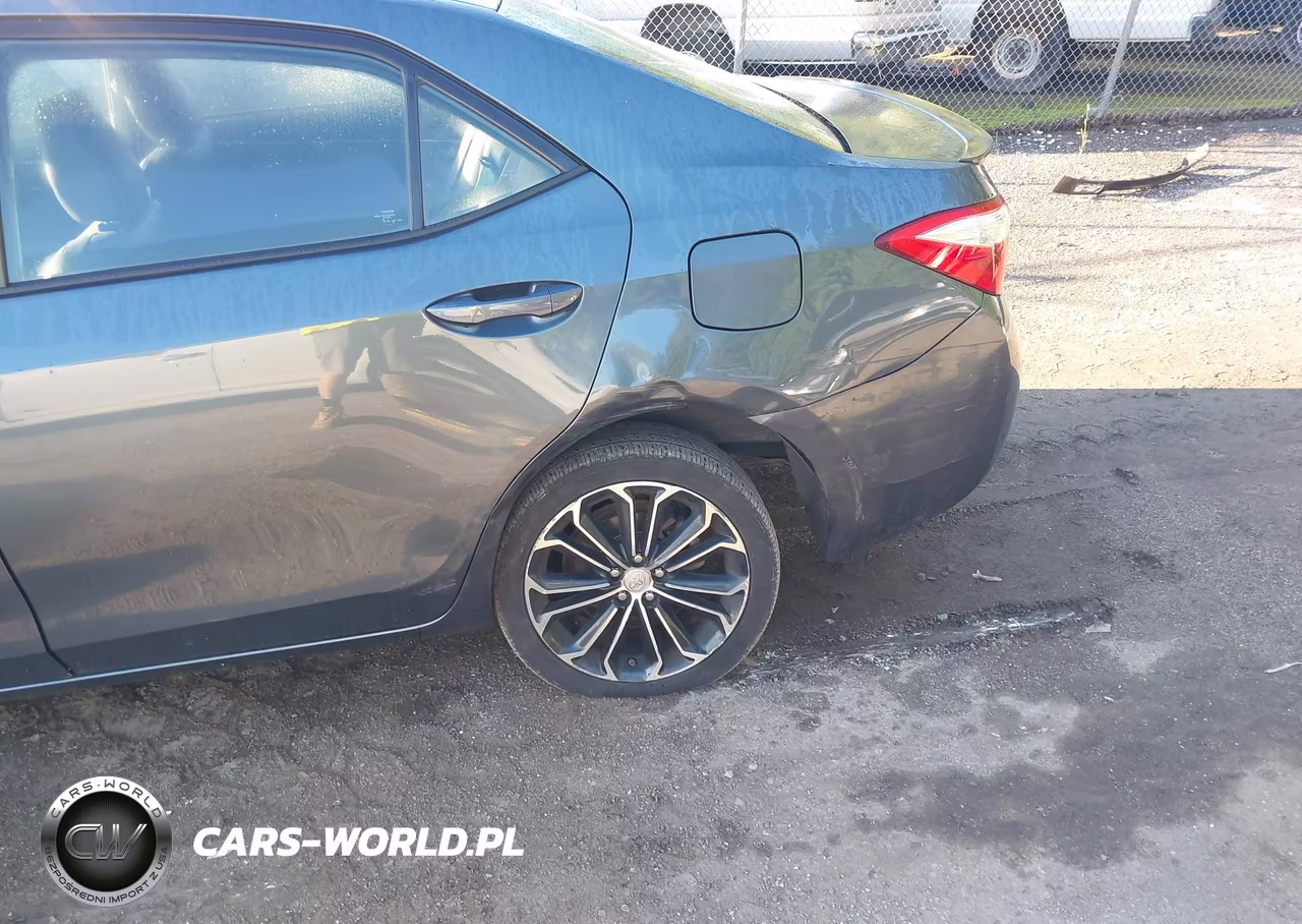 2015 Toyota Corolla S Plus VIN:2T1BURHE6FC256370 - 17