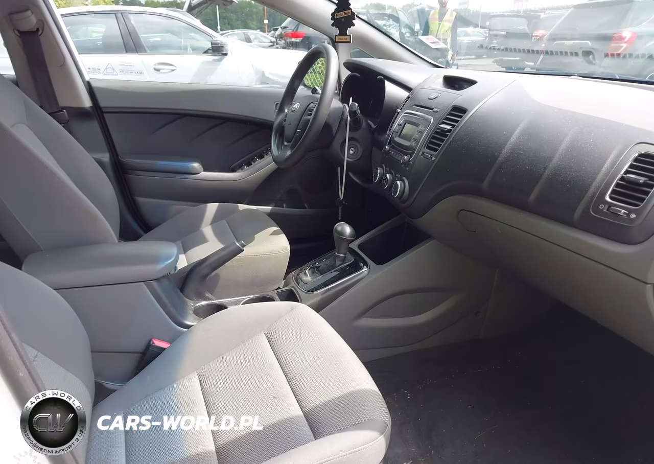 2017 Kia Forte Lx VIN:3KPFK4A75HE062097 - 5