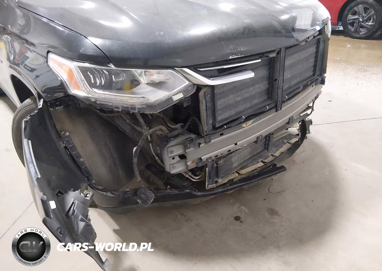 2019 Chevrolet Traverse Premier VIN:1GNEVKKW1KJ137070 - 6