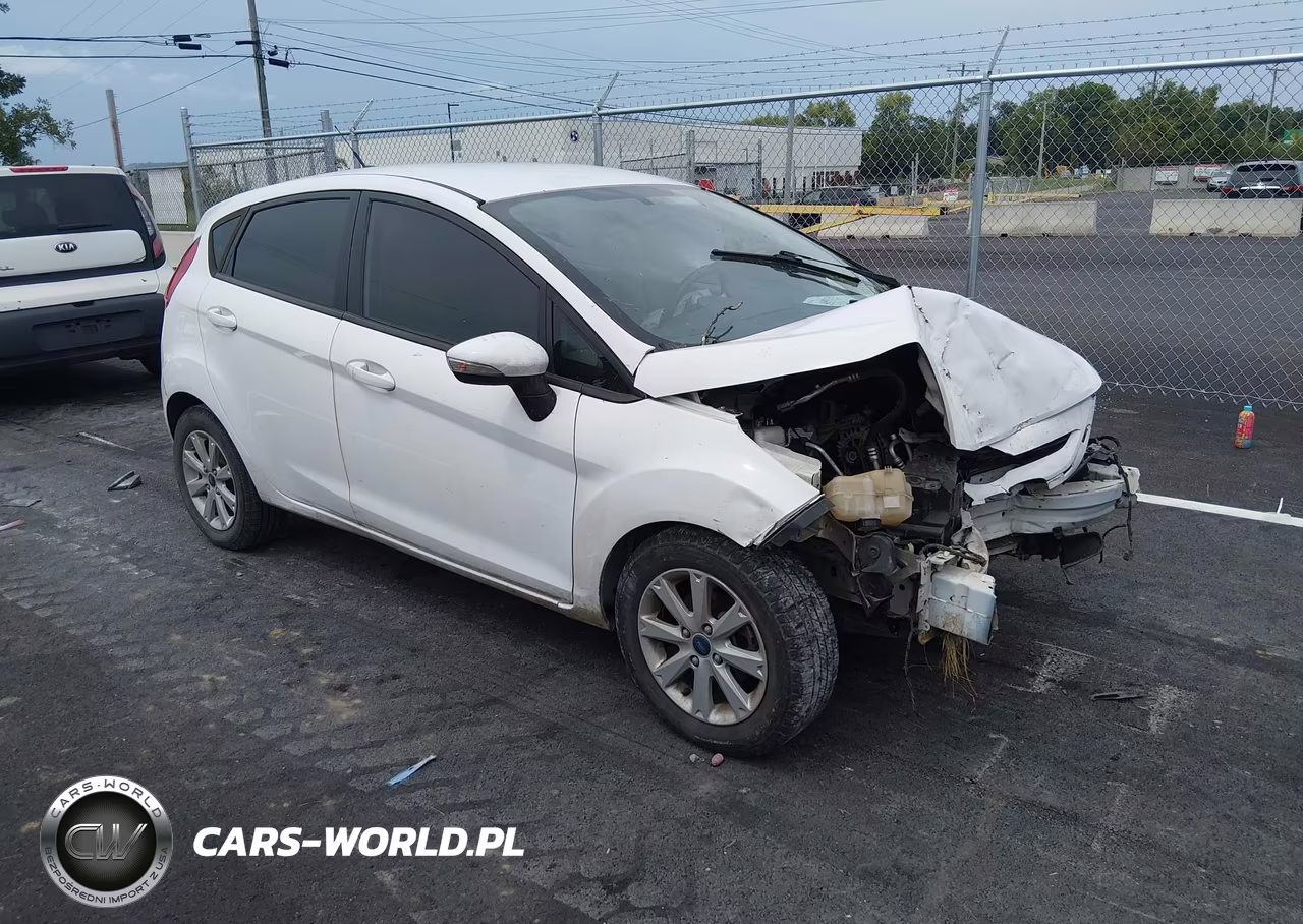 2013 Ford Fiesta Se – zdjęcie 1 z 13