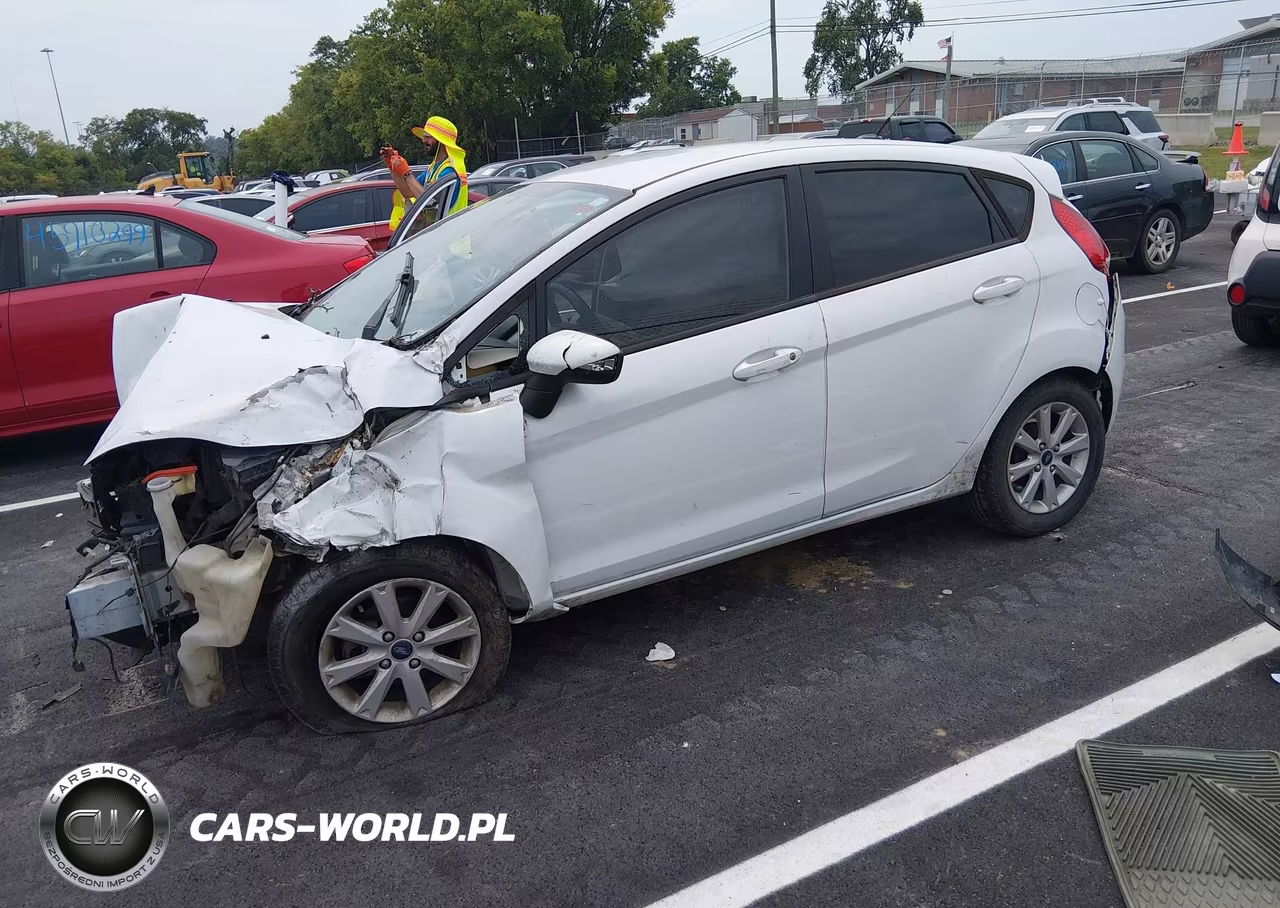 2013 Ford Fiesta Se VIN:3FADP4EJ0DM177923 - 2