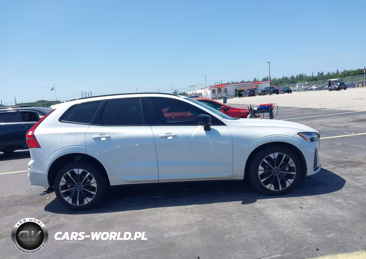 2026 Volvo Xc60 B5 Plus VIN:YV4M12RC4T1347852 - 13