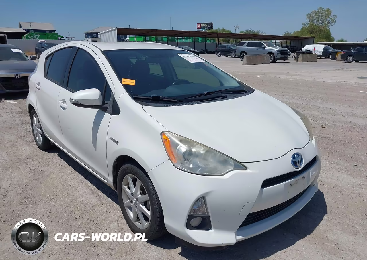 2013 Toyota Prius C Four