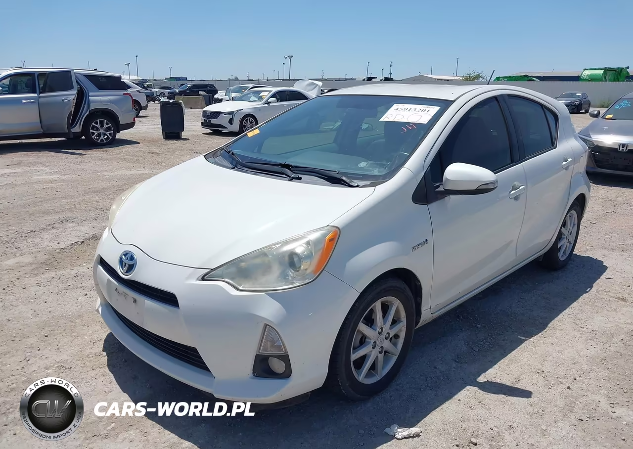 2013 Toyota Prius C Four VIN:JTDKDTB36D1056739 - 2