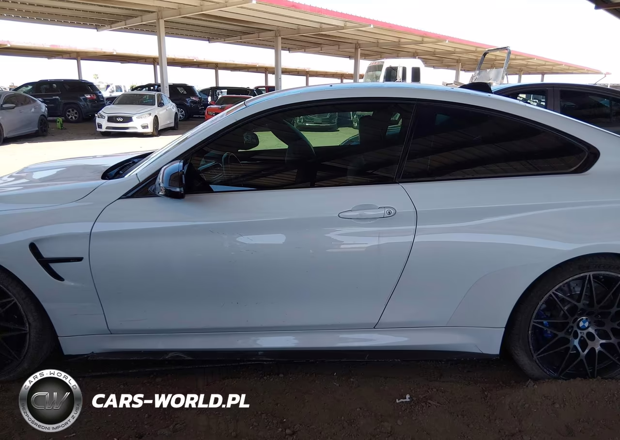 2019 BMW M4 VIN:WBS4Y9C56KAG67640 - 14