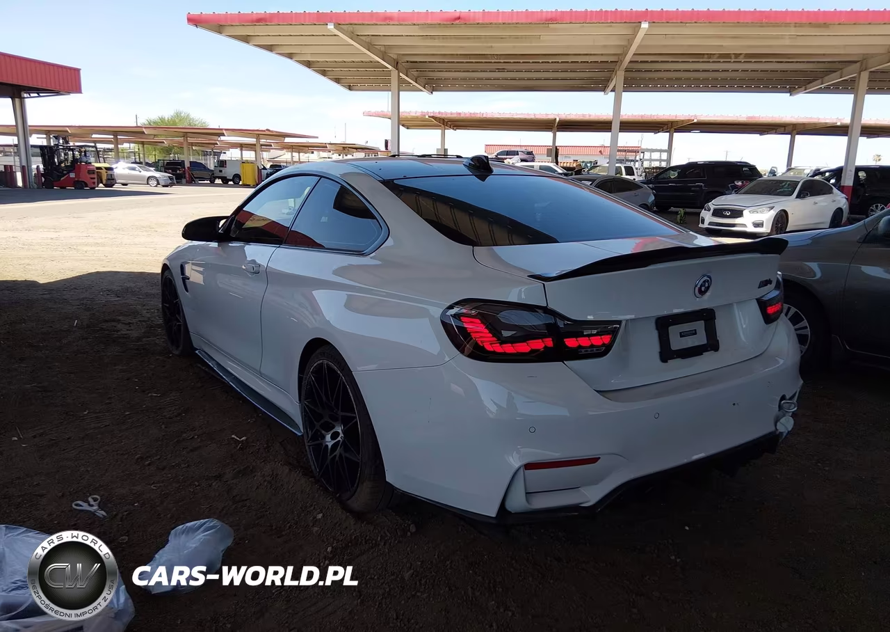 2019 BMW M4 VIN:WBS4Y9C56KAG67640 - 3