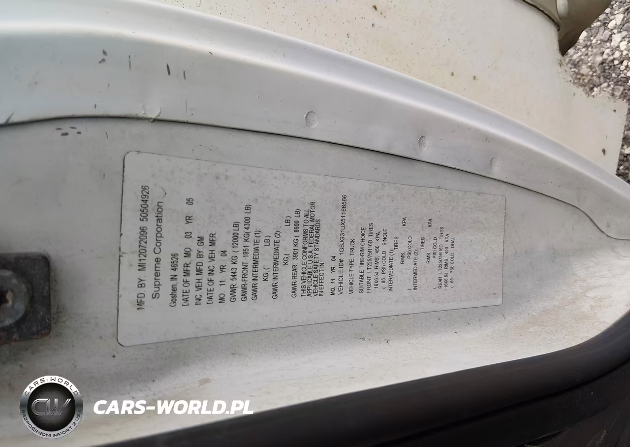 2005 Chevrolet Express Cutaway Base W-C7L-C7N VIN:1GBJG31UX51166566 - 8