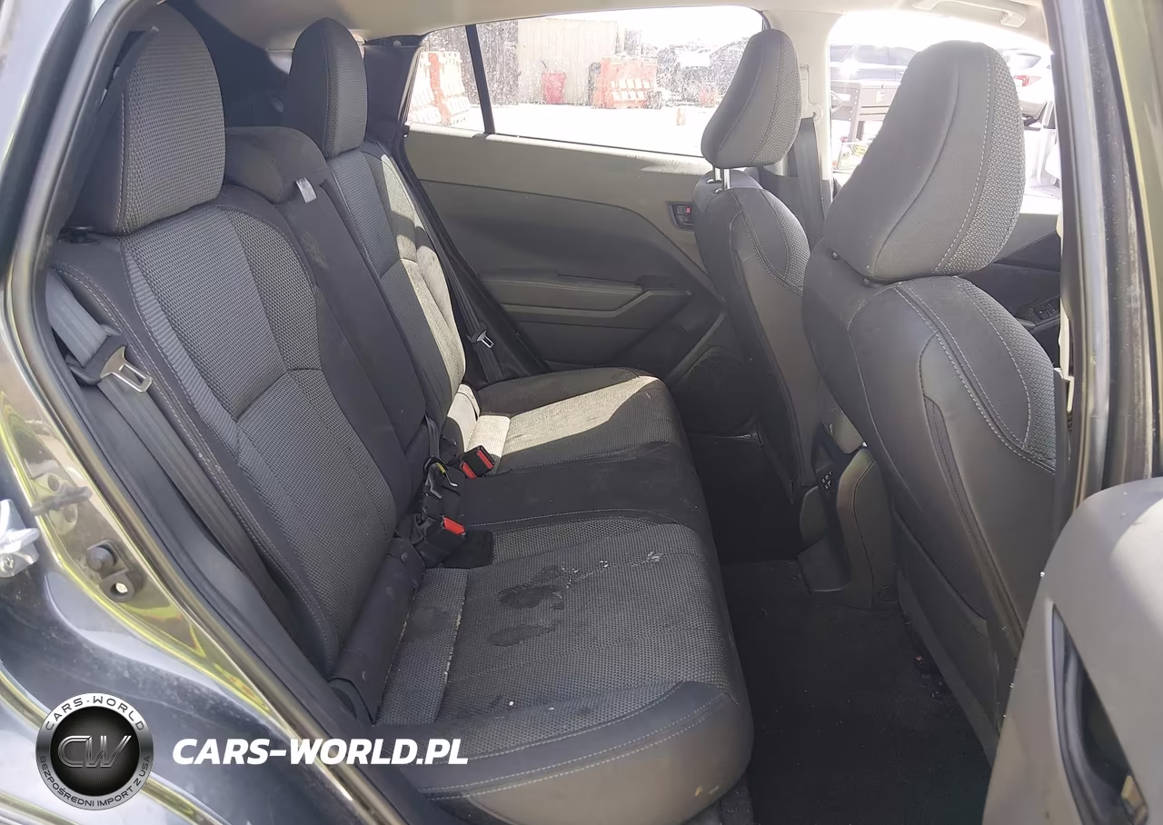 2024 Subaru Crosstrek Premium VIN:JF2GUADC9RH859939 - 8
