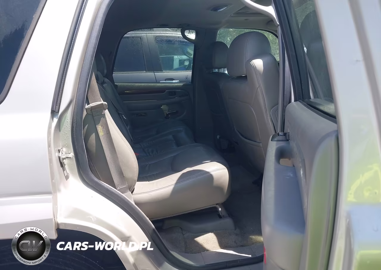2004 Cadillac Escalade Standard VIN:1GYEK63N24R218012 - 8