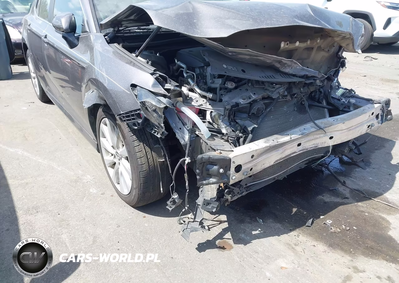 2018 Toyota Camry Le VIN:4T1B11HK5JU088809 - 6