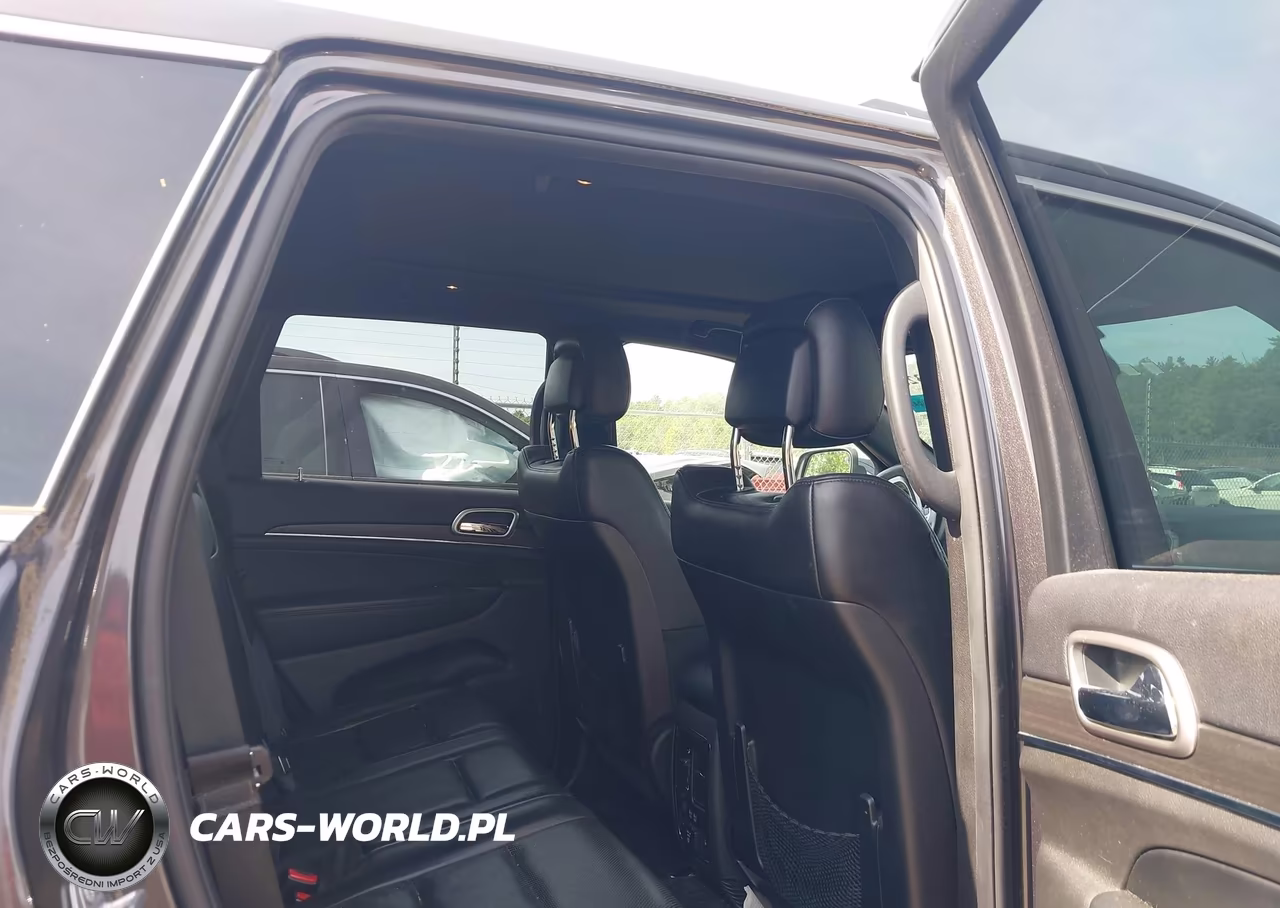 2018 Jeep Grand Cherokee Limited 4X4 VIN:1C4RJFBG4JC129067 - 8