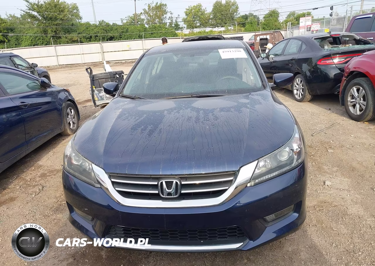 2015 Honda Accord Sport VIN:1HGCR2F54FA240738 - 13