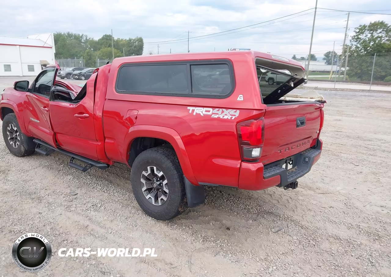 2019 Toyota Tacoma VIN:3TMDZ5BN4KM070825 - 3