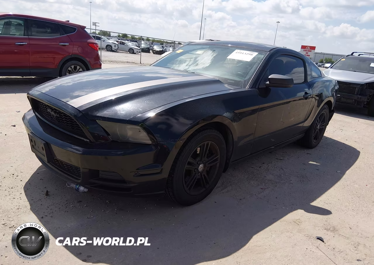 2013 Ford Mustang V6 VIN:1ZVBP8AMXD5276020 - 2
