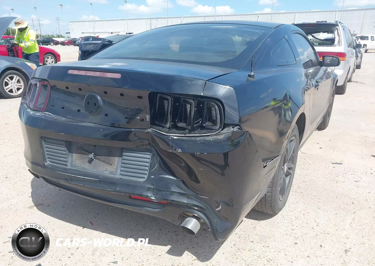 2013 Ford Mustang V6 VIN:1ZVBP8AMXD5276020 - 6