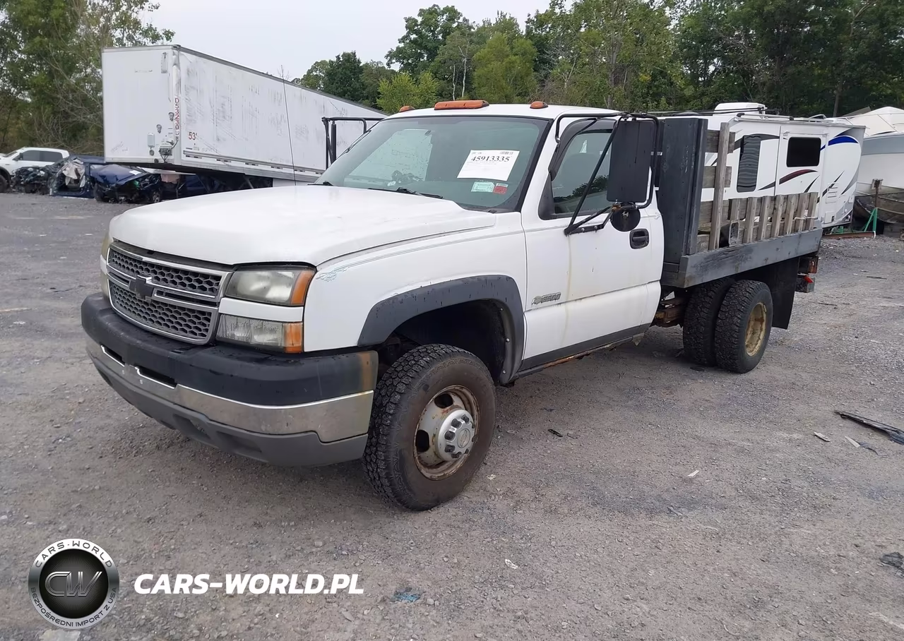 2005 Chevrolet Silverado 3500 Chassis Work Truck VIN:1GBJC34U55E290034 - 2