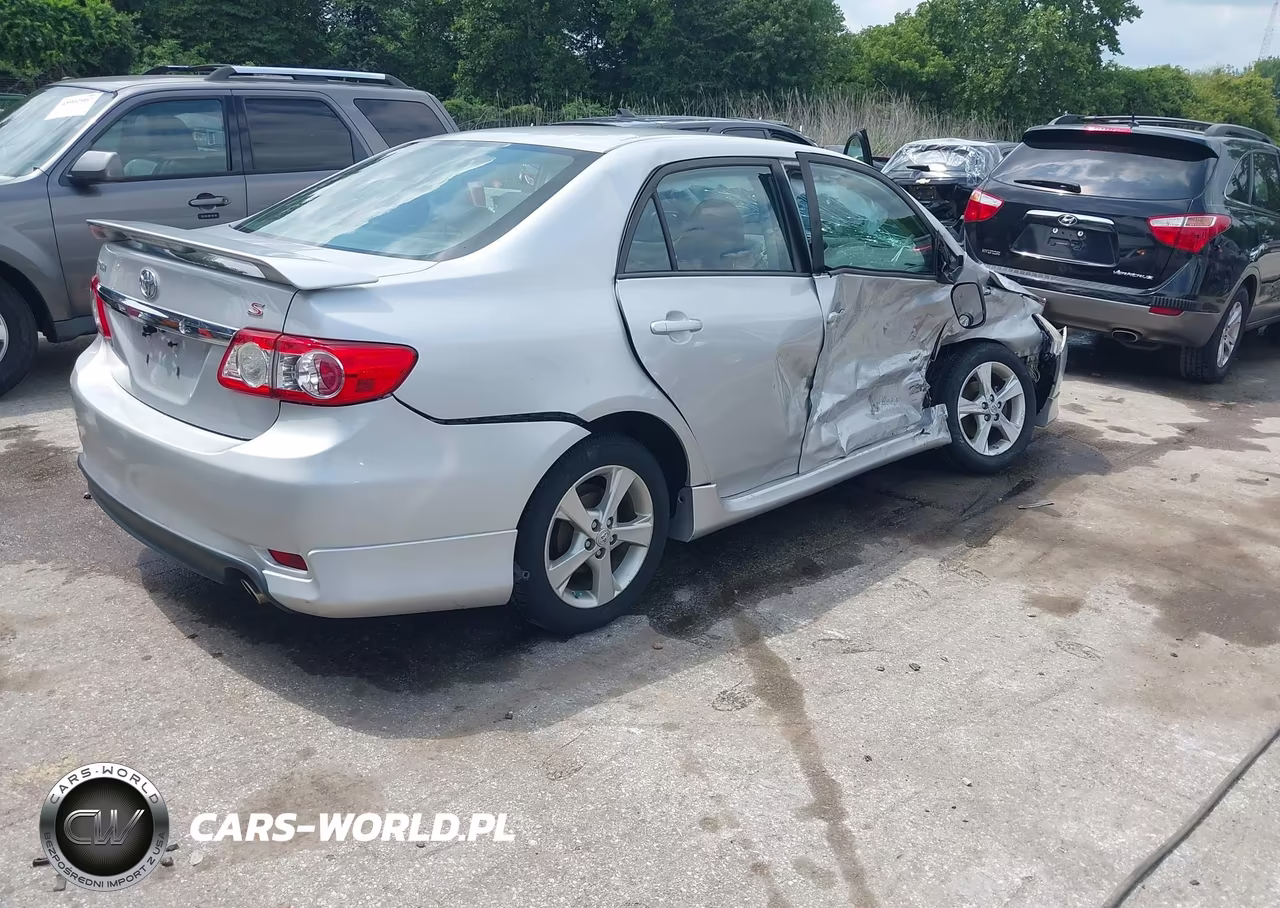 2013 Toyota Corolla S VIN:2T1BU4EE5DC108117 - 4