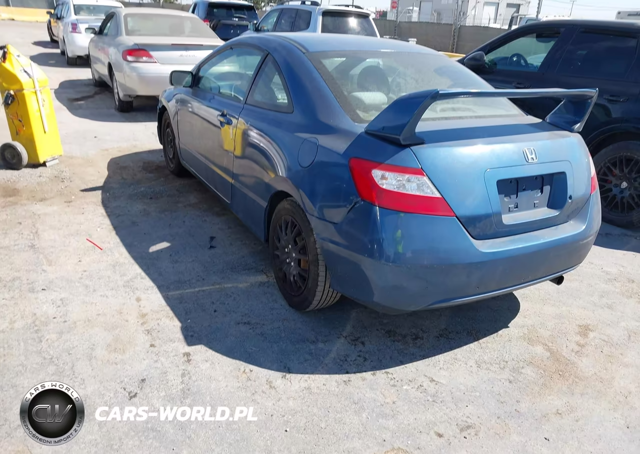 2008 Honda Civic Lx VIN:2HGFG12698H576045 - 3