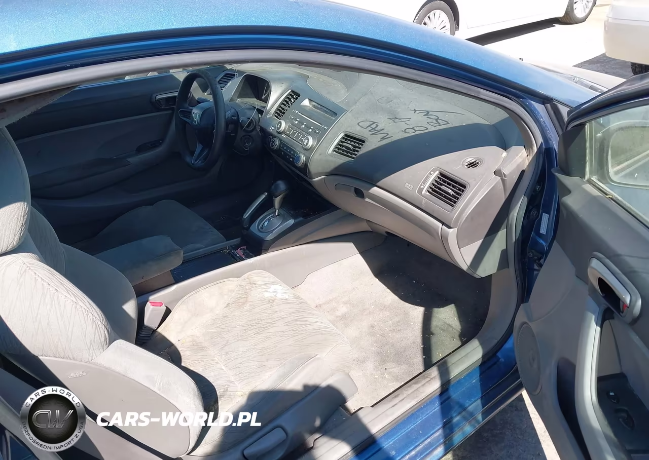 2008 Honda Civic Lx VIN:2HGFG12698H576045 - 5