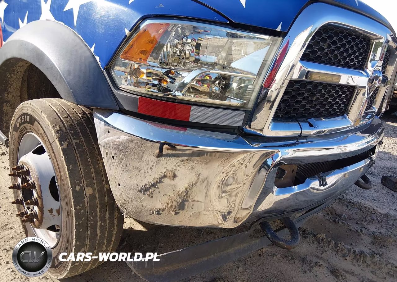 2017 Ram 5500 Chassis Tradesman-Slt-Laramie VIN:3C7WRNEL7HG532727 - 11