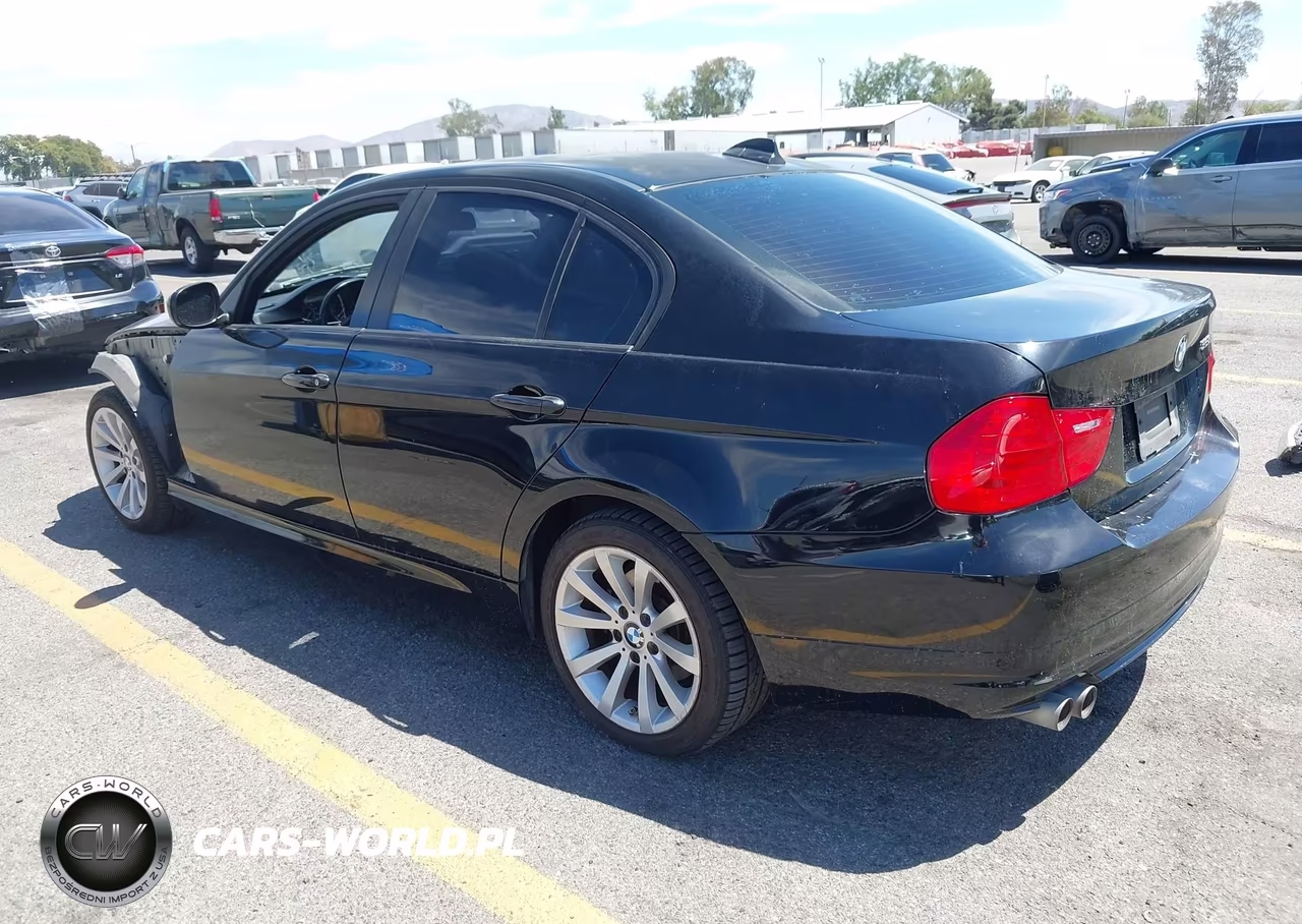 2011 BMW 328I VIN:WBAPH5C5XBA442404 - 3