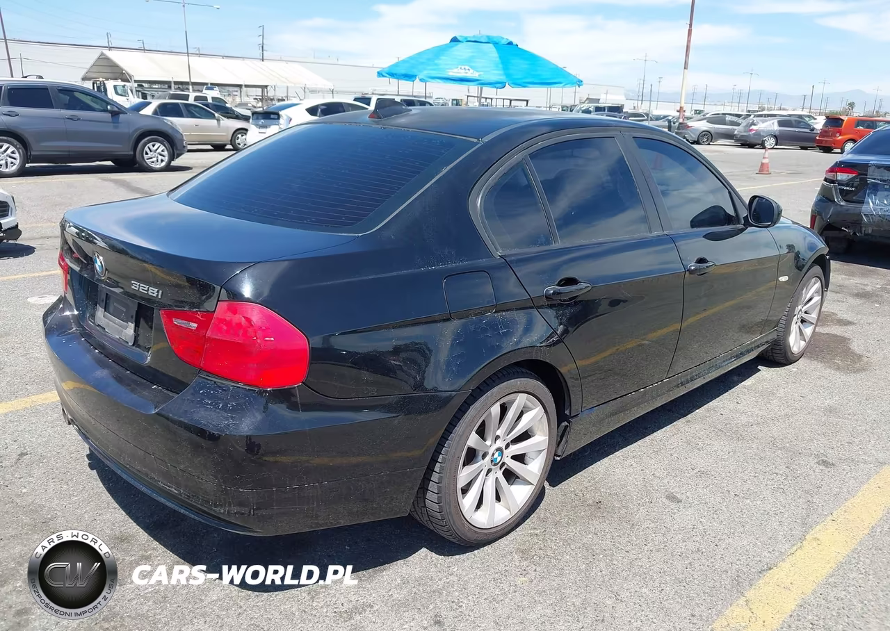 2011 BMW 328I VIN:WBAPH5C5XBA442404 - 4