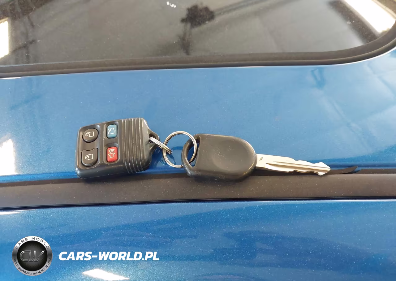 2011 Ford Focus Ses VIN:1FAHP3GN8BW134116 - 11